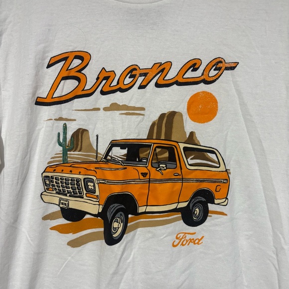 Ford Bronco Graphic Tee Size Large Retro Desert SUV Truck T Shirt - Picture 2 of 5